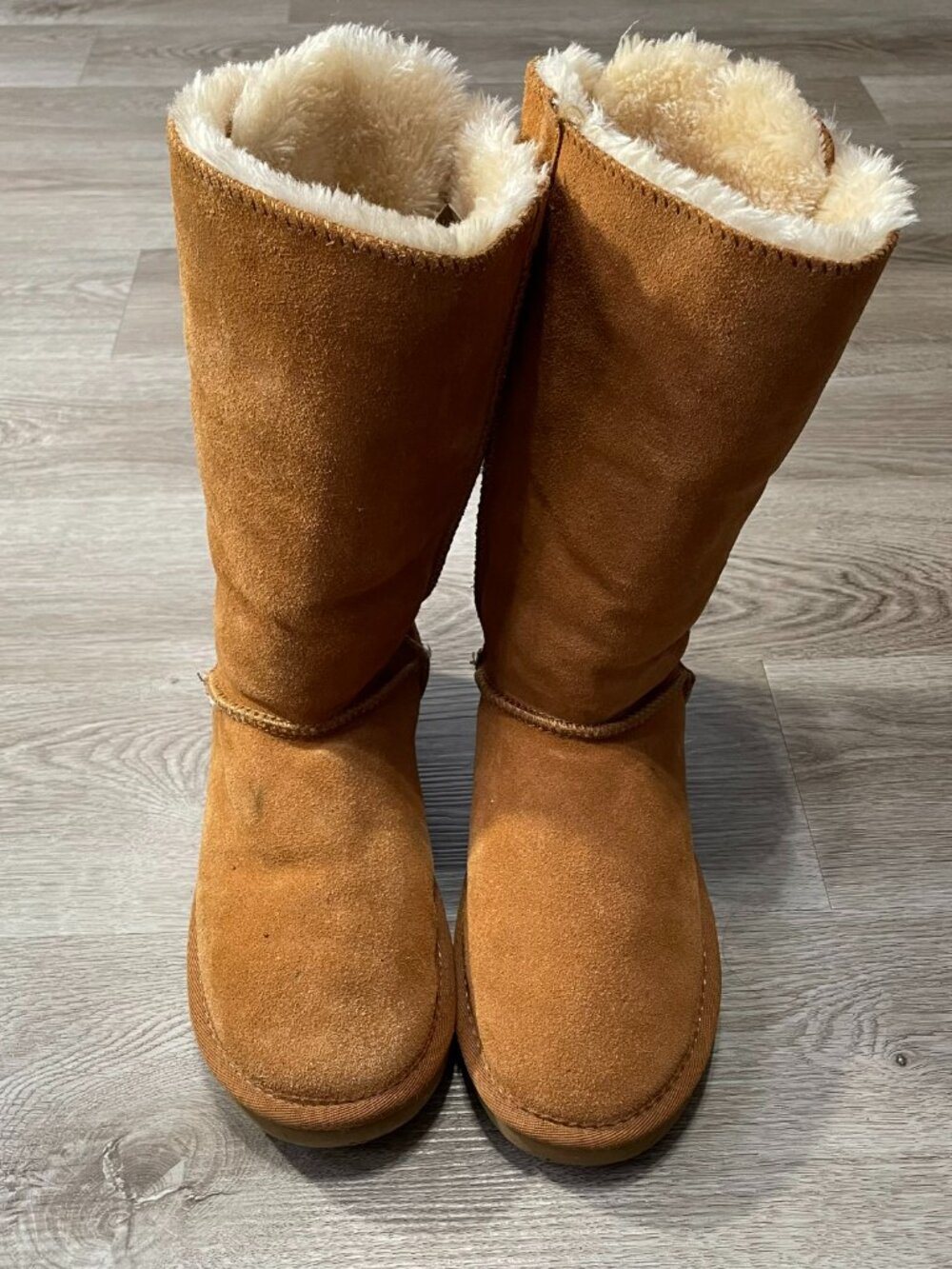 UGG Brown Ribbon Boots 9 - Picture 3 of 11
